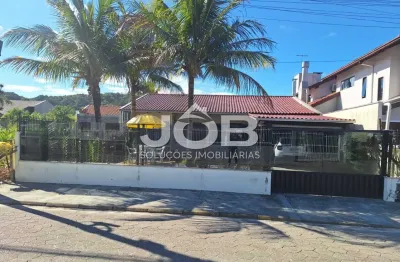 Oportunidade! casa no morrinhos a 100 metros do mar. barbada, com valor e condições excelentes!