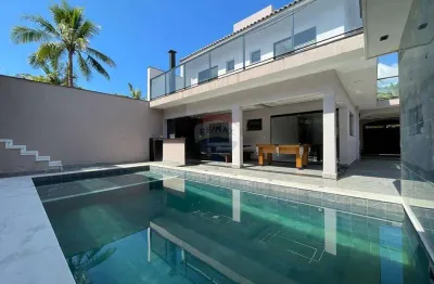 Casa com 5 quartos para alugar no Centro, Peruíbe 