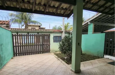 Casa com 3 quartos para alugar na Avenida Padre Anchieta, 6412, Centro, Peruíbe