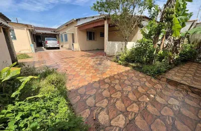 Casa com 2 quartos para alugar em Estância Balneária Maria Helena Novaes, Peruíbe 