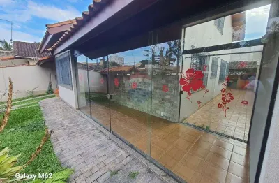 Casa com 2 quartos à venda na Rua Taquaritinga, 421, Centro, Peruíbe