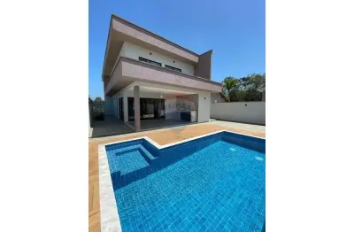 Casa em condomínio fechado com 4 quartos para alugar no Jardim São Luis, Peruíbe 