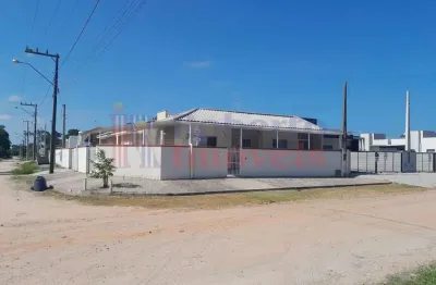 Casa com 3 quartos à venda na Rua Ana Maria Rodrigues de Freitas, 2724, São José, Itapoá