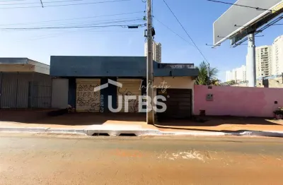 Lote comercial avenida jamel cecilio - aceita veiculo