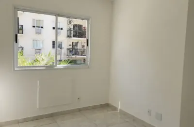 Apartamento 2 quartos com suíte para locação floris bosque residencial  -camorim - rio de janeiro - rj