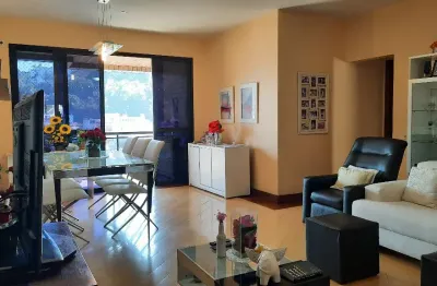 Maravilhoso apartamento na esquina da rua uruguai com maxwell