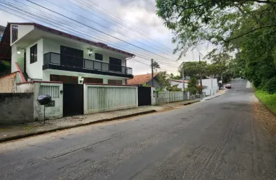 Oportunidade imperdível no floresta – casa espaçosa próxima à peixaria da barra