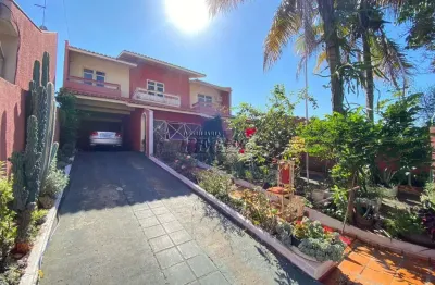 Casa com 3 quartos à venda na luiz picelli, --, jardim pacaembu, londrina por r$ 600.000