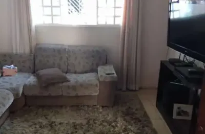 Casa com 2 quartos à venda na antonio ruivo duarte, --, jardim marissol, londrina por r$ 320.000