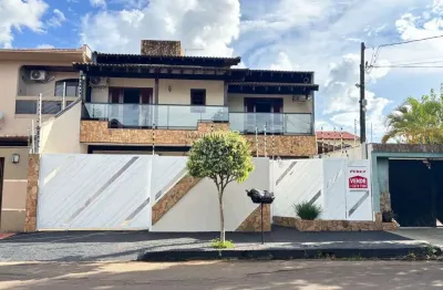 Casa com 4 quartos à venda na alaerte francisco zanoni, --, jardim tarumã, londrina por r$ 1.150.000