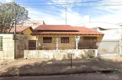 Casa com 3 quartos à venda na antônio capello, --, conjunto santa rita 6, londrina por r$ 310.000
