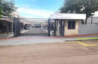 Casa em condomínio fechado com 3 quartos para alugar na rua florindo salvador, --, conjunto habitacional santiago ii, londrina por r$ 2.100