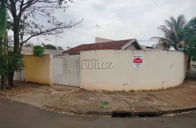 Casa com 4 quartos à venda na doutor moacyr arcoverde, --, aquilles sthengel, londrina por r$ 200.000