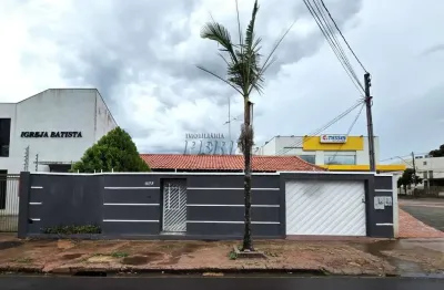 Casa com 4 quartos à venda na Avenida São João, --, Antares, Londrina por R$ 850.000