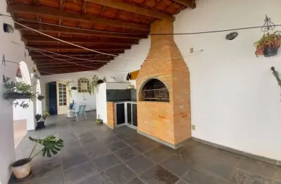 Casa à venda no bairro vila ozanan, em juiz de fora - mg
