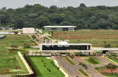 Terreno à venda na Rua Cs3, SN, Parque Cidade, Goiânia