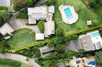 Casa pé na água com vista magnífica para a represa em bragança paulista