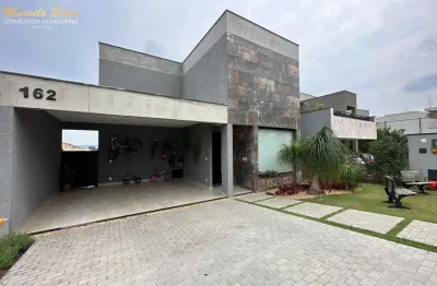 Belíssimo sobrado dentro do condomínio portal horizonte