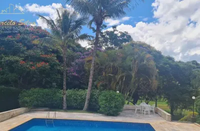 Casa estilo colonial , condomínio bragança paulista santa helena
