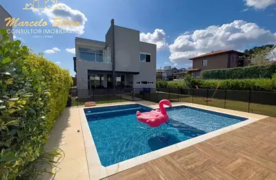 Maravilhosa casa 3 suítes ,   condomínio alto padrão com sistema clube