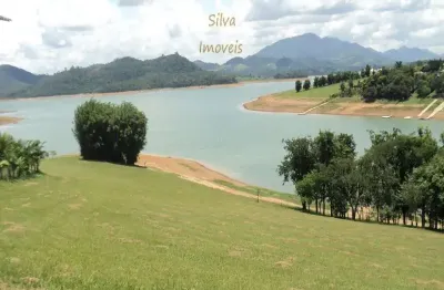 Pé na água , sítio  com acesso para represa  bragança pauista