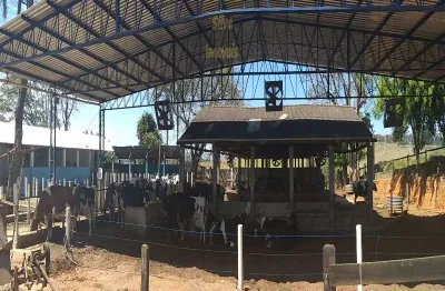 Chácara / sítio com 3 quartos à venda na Rua João Andalécio Gê-Acaiaba, Jardim Vista Alegre, Bragança Paulista
