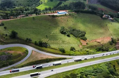 Represa, terreno plano em condomínio de alto padrão