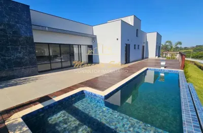 Casa totalmente térrea, 3 suites  condomnio flamboyan  ,