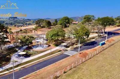 Terreno em condomínio fechado à venda na Rua Antilhas, 321, Residencial das Ilhas, Bragança Paulista