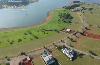 Terreno em condomínio fechado à venda na Condominio Nautico Porto Laranjeiras, Centro, Piracaia