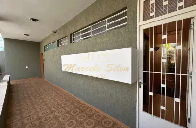 Casa comercial com 6 salas para alugar na Rua Santa Clara, 332, Centro, Bragança Paulista