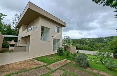 Sobrado com 3 dormitórios para alugar, 120 m² por R$ 3.707/mês - Jardim Estância Brasil - Atibaia/SP