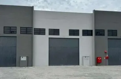 Barracão / Galpão / Depósito para alugar na Rua Aurora Budel Alberti, São Dimas, Colombo