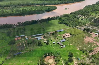 Fazenda à venda no Centro, Buritizeiro 
