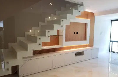 Belíssima cobertura à venda próxima ao centro de petrópolis!