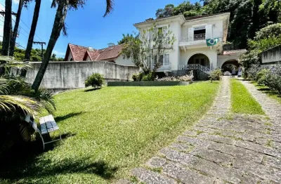 Linda casa pronta para morar na mosela, em petrópolis-rj!