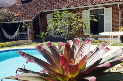 Casa com 3 quartos à venda no Quarteirão Italiano, Petrópolis 