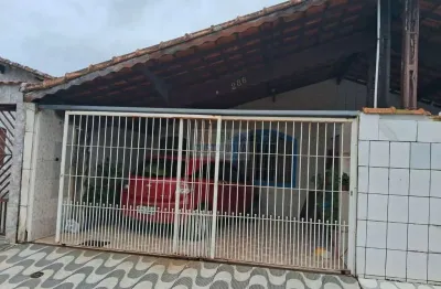 Casa geminada de 100m²  com 2 quartos no jardim real em praia grande