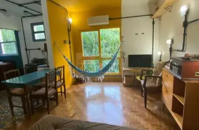 Apartamento no Ilha Porchat, reformado, semimobiliado, 39m², 1 banheiro