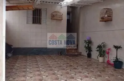 Sobrado espaçoso com quintal e churrasqueira. aceita permuta por apartamento