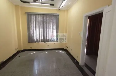 Conjunto comercial com 96 m², 4 salas amplas, 2 das salas com varanda, pequena copa, banheiro