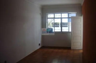 Apartamento com 79,35m² com dois quartos , sala com varanda, cozinha  e banheiros.todo  armarios