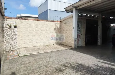 Casa em Santos, no Estuario de 264m², proximo Supermercado Mercado Atacadista