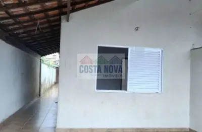 Casa a venda no maracanã, 2 quartos sendo os suíte, 2 banheiros, 2 vagas, 80 m²