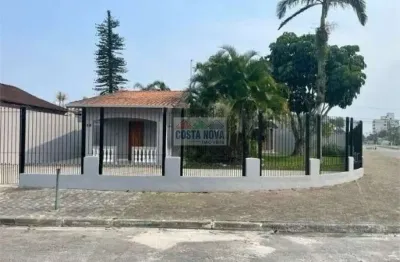 Casa no balneário flórida com edícula nos fundos, 2 quartos sendo 1 suíte, 3 banheiros, 6 vagas
