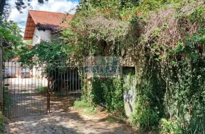 Sobrado de 520m² para reforma em terreno de 4.500,00m² na serra da cantareira