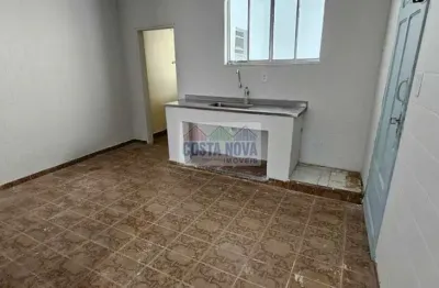 Casa reformada de 2 dormitórios para locação na vila maria alta