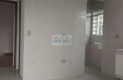 Casa para locação com 40m², 1 quarto, 1 cozinha, 1 banheiro, lavanderia e despesas independentes