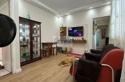 Apartamento Térreo à Venda no Gonzaga, 2 Quartos e Garagem Coletiva