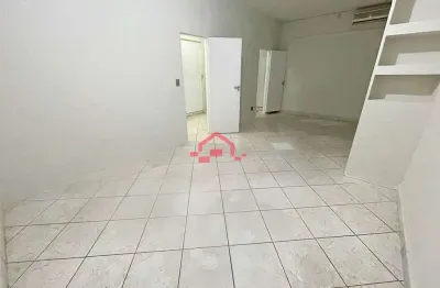 Sala comercial com aproximadamente 40m², situada no bairro barro preto com 01 recepção, 01 sala amp